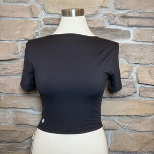 Halara Cropped Short‎ Sleeve Top Keyhole Front Black Size Medium NWT Athleisure